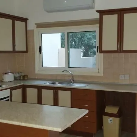 Βίλα Suluca Homes *