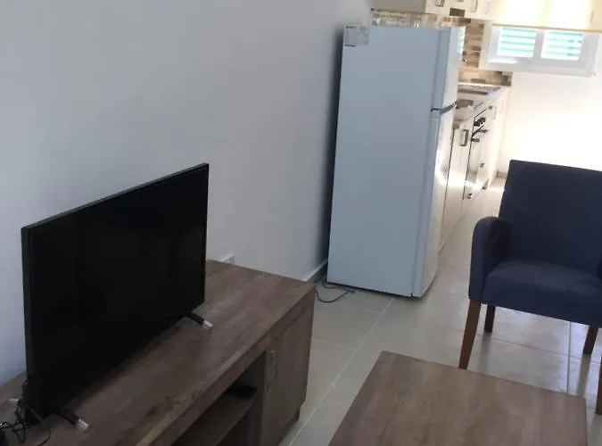 Suluca Homes Кирения