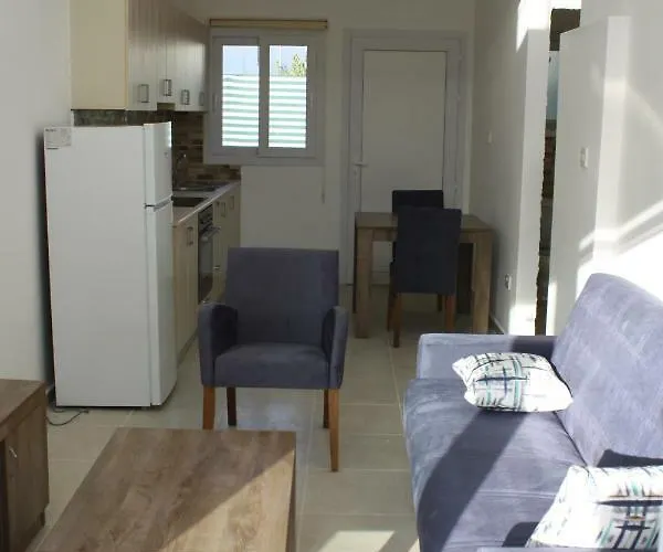 Вилла Suluca Homes Кирения