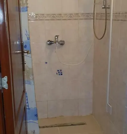 빌라 Suluca Homes 키레니아