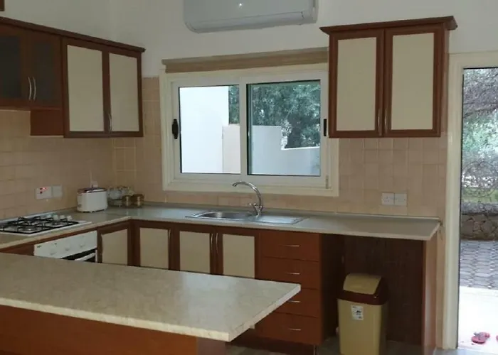 ヴィラ Suluca Homes *